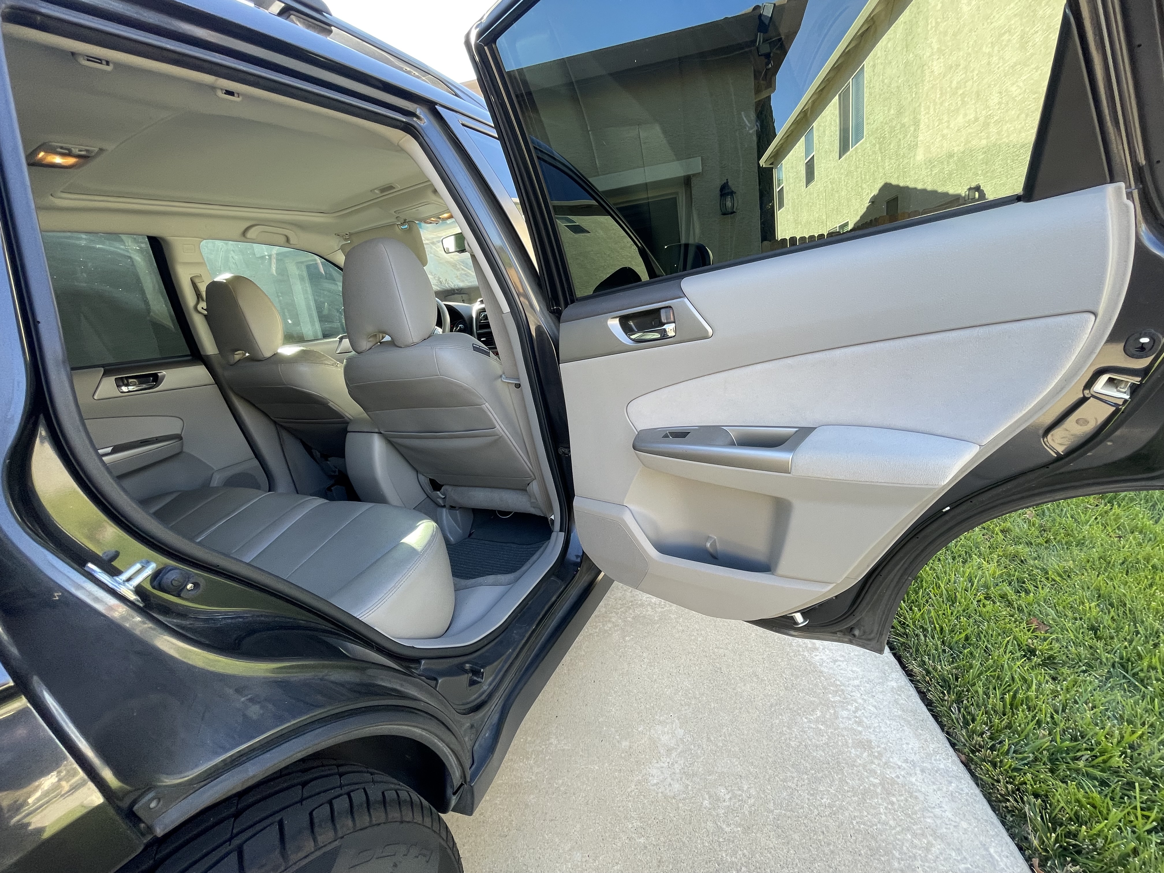 Used 2009 Subaru Forester 2.5X Limited AWD/4WD image 13