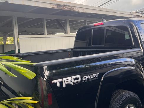 Used 2015 Toyota Tacoma PreRunner RWD image 16