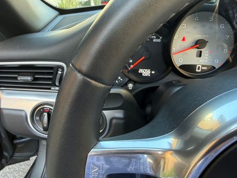 Used 2012 Porsche 911 Carrera S image 11