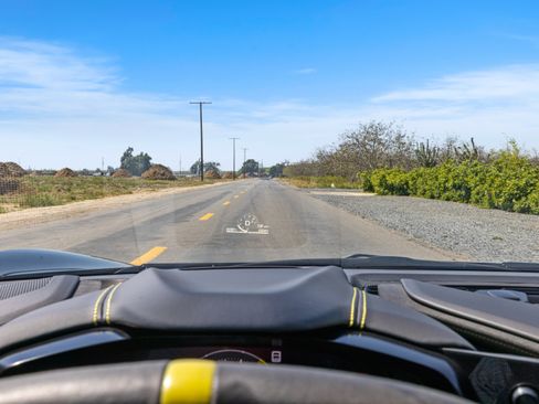 Used 2022 Chevrolet Corvette Stingray Premium Conv w/ Z51 Performance Package image 29