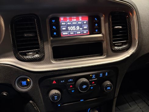 Used 2012 Dodge Charger SE image 2