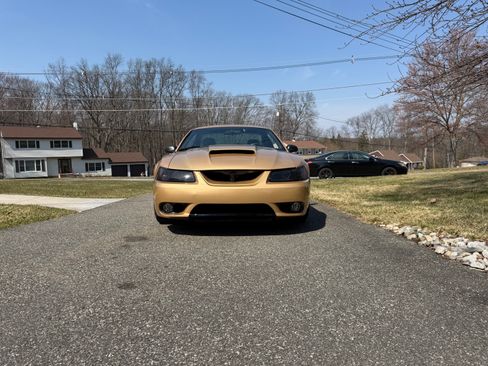 Used 2000 Ford Mustang GT image 2