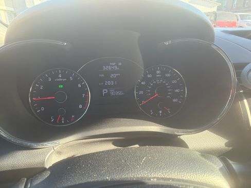 Used 2016 Kia Forte LX FWD image 8