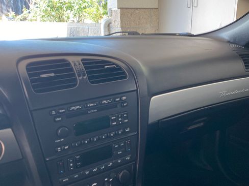 Used 2005 Ford Thunderbird Deluxe image 28