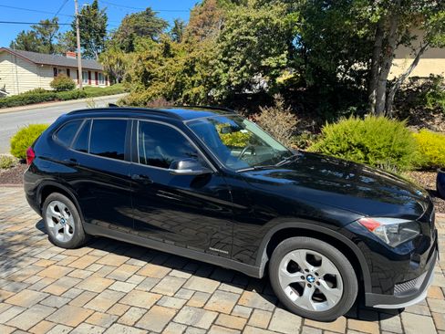 Used 2015 BMW X1 sDrive28i image 2
