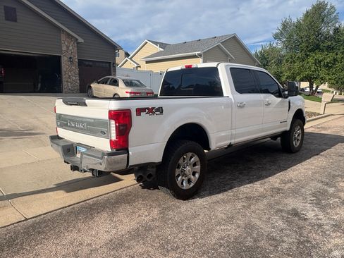 Used 2018 Ford F250 King Ranch w/ King Ranch Ultimate Package AWD/4WD image 4