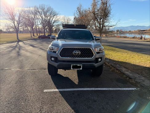 Used 2019 Toyota Tacoma TRD Off-Road image 5
