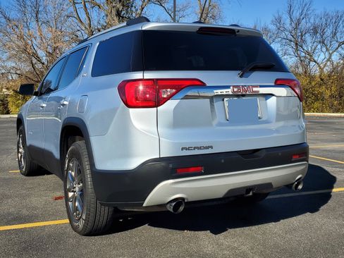 Used 2017 GMC Acadia SLT image 5