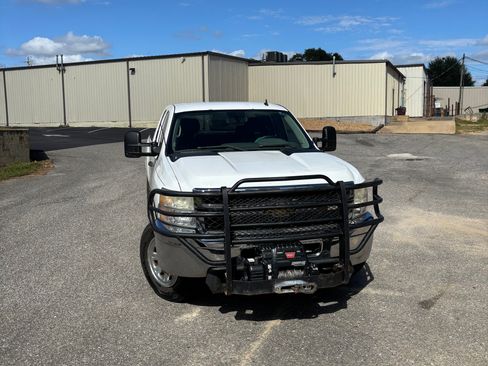 Used 2011 Chevrolet Silverado 2500 W/T image 13