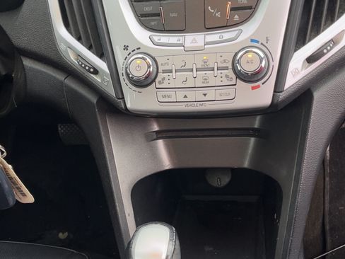 Used 2012 GMC Terrain SLT w/ Chrome and Technology Package image 8