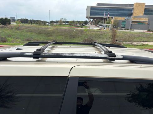 Used 2011 Toyota Sienna XLE image 11