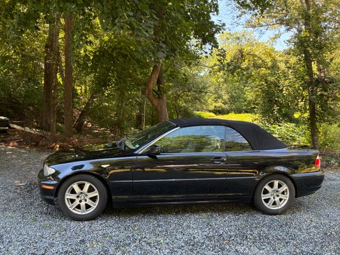 Used 2004 BMW 325Ci Convertible RWD image 9
