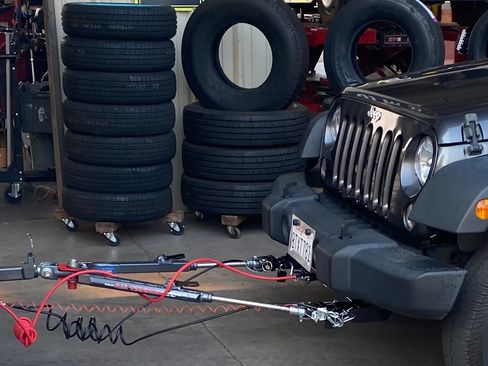 Used 2018 Jeep Wrangler Sport AWD/4WD image 13