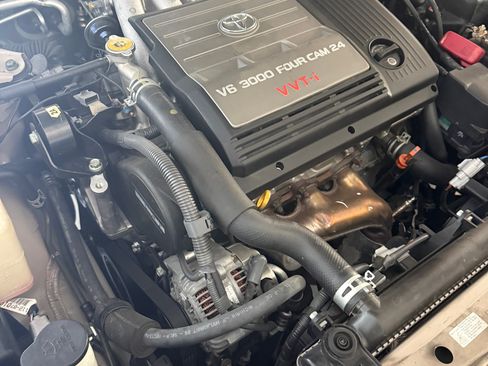 Used 2004 Toyota Avalon XL image 10