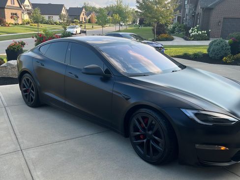 Used 2024 Tesla Model S Plaid AWD/4WD image 7