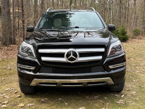 Used 2016 Mercedes-Benz GL 450 4MATIC image 2