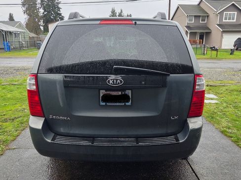 Used 2006 Kia Sedona LX image 8