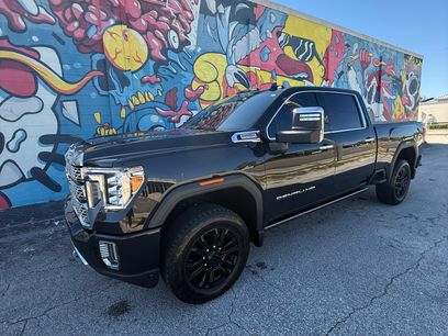 Used 2023 GMC Sierra 2500 Denali w/ Denali Black Diamond Edition