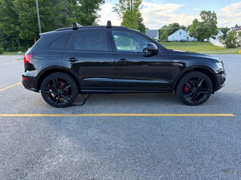 Used 2016 Audi SQ5 Premium Plus w/ Technology Package AWD/4WD image 4