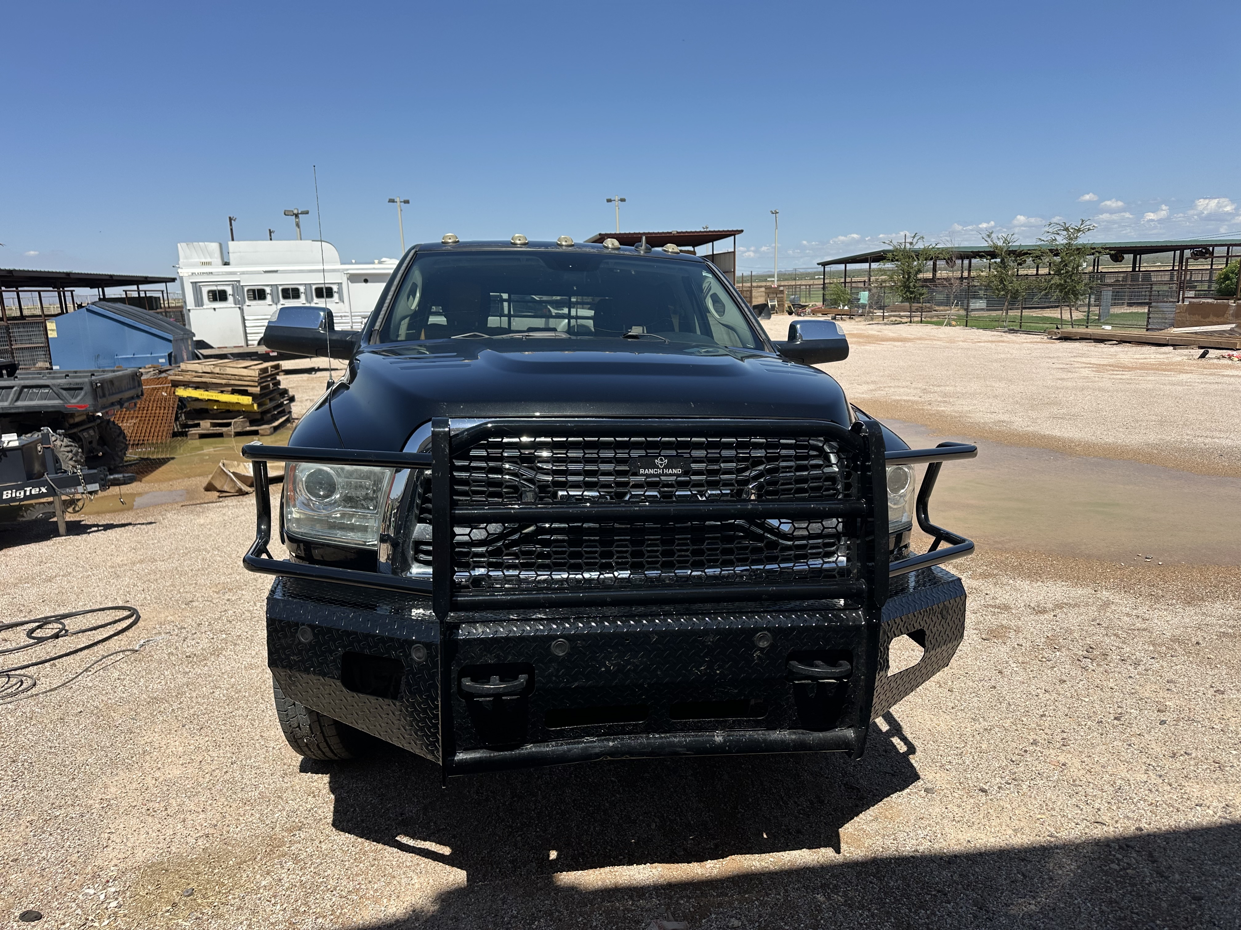 Used 2017 RAM 3500 Laramie Longhorn AWD/4WD image 5