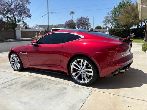 Used 2015 Jaguar F-TYPE R RWD image 22