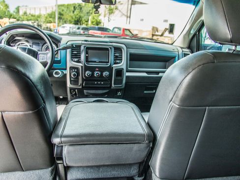 Used 2016 RAM 2500 Tradesman w/ Popular Equipment Group image 18