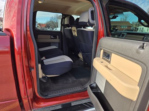 Used 2014 Ford F150 XLT w/ Equipment Group 302A Luxury image 11