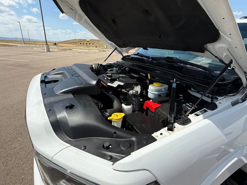 Used 2020 RAM 3500 Laramie AWD/4WD image 14