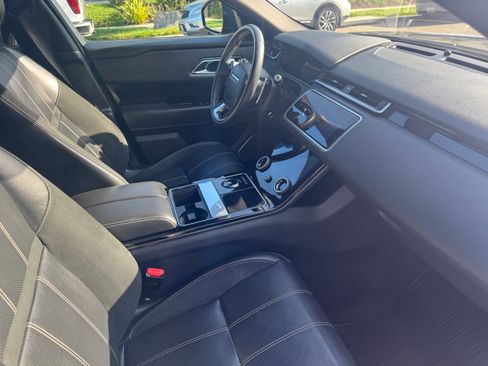 Used 2019 Land Rover Range Rover Velar R-Dynamic SE image 8