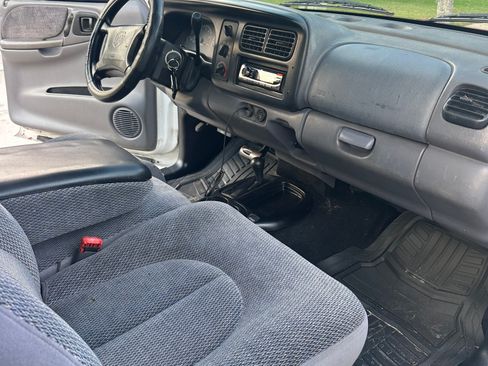 Used 1997 Dodge Dakota 4x4 Regular Cab image 5