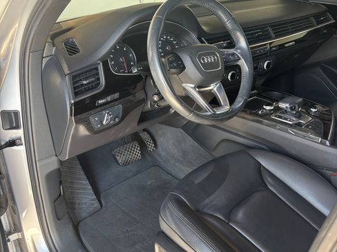 Used 2019 Audi Q7 3.0T Premium w/ Convenience Package image 6