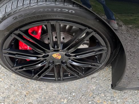 Used 2015 Porsche Panamera GTS w/ Premium Package Plus image 23