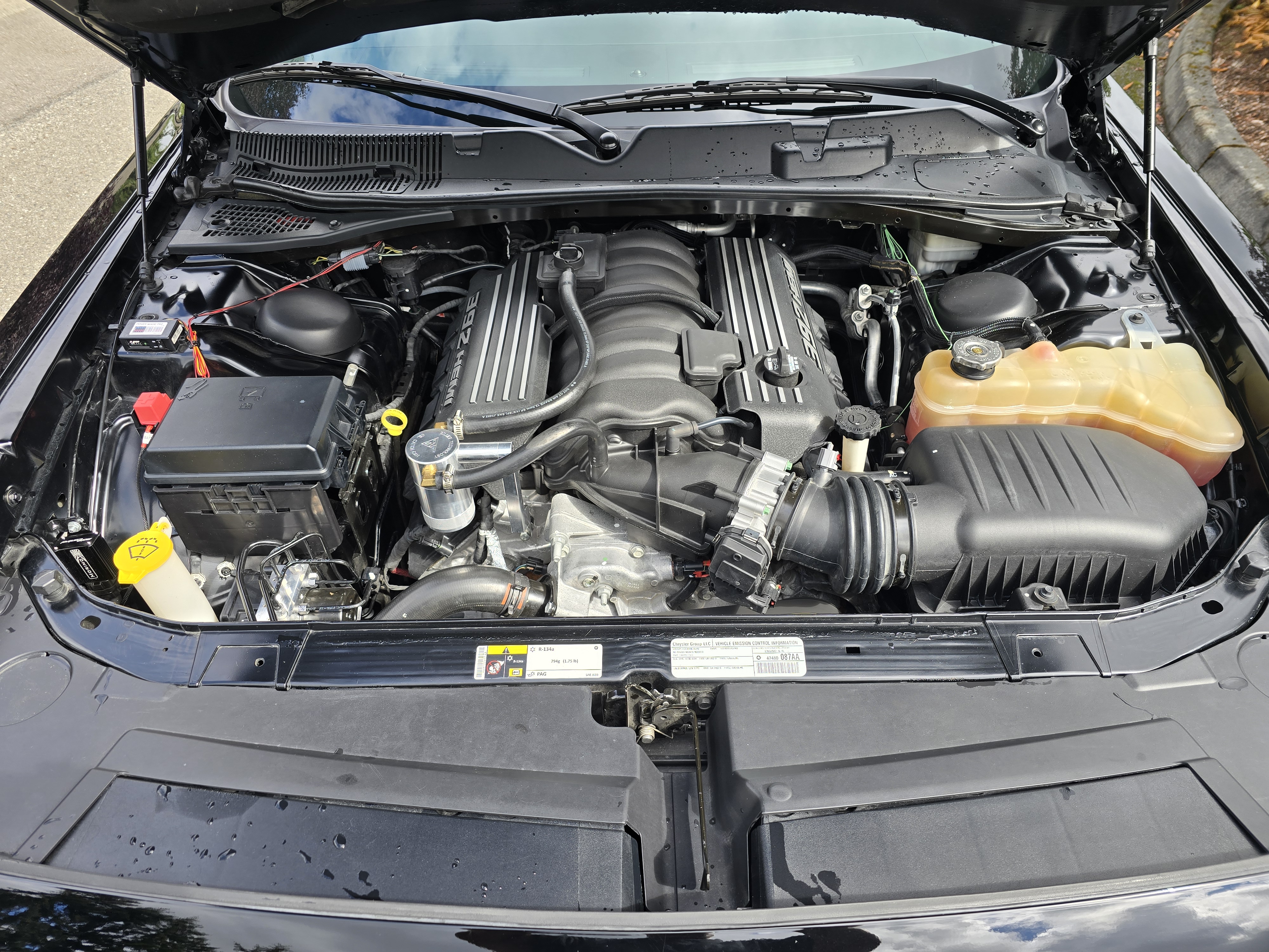 Used 2014 Dodge Challenger SRT8 Core RWD image 13