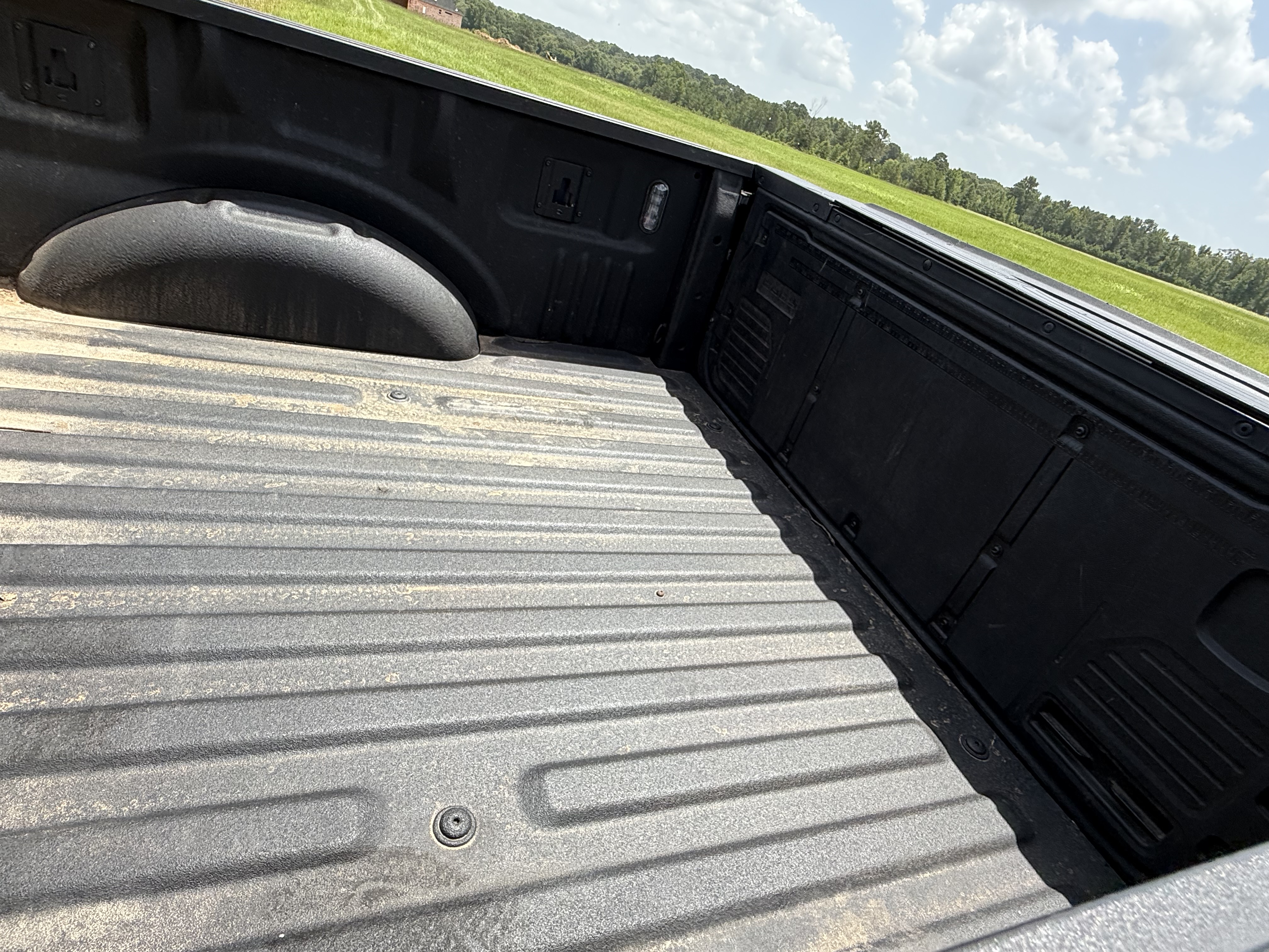 Used 2021 Ford F150 Platinum w/ Equipment Group 701A High AWD/4WD image 16