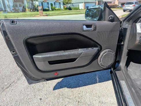 Used 2008 Ford Mustang GT image 26