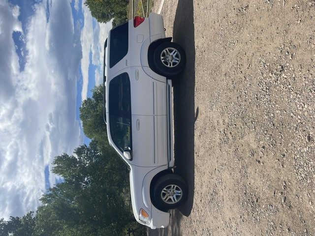 Used 2006 Toyota Sequoia SR5 w/ Preferred Pkg w/ Heated Seats AWD/4WD image 6