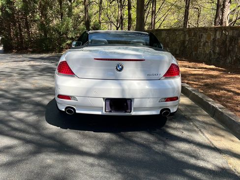 Used 2006 BMW 650i Convertible image 16