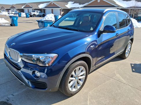 Used 2017 BMW X3 xDrive28i image 1