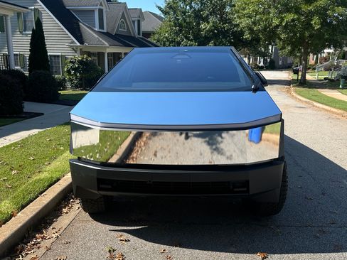 Used 2024 Tesla Cybertruck Cyberbeast image 4