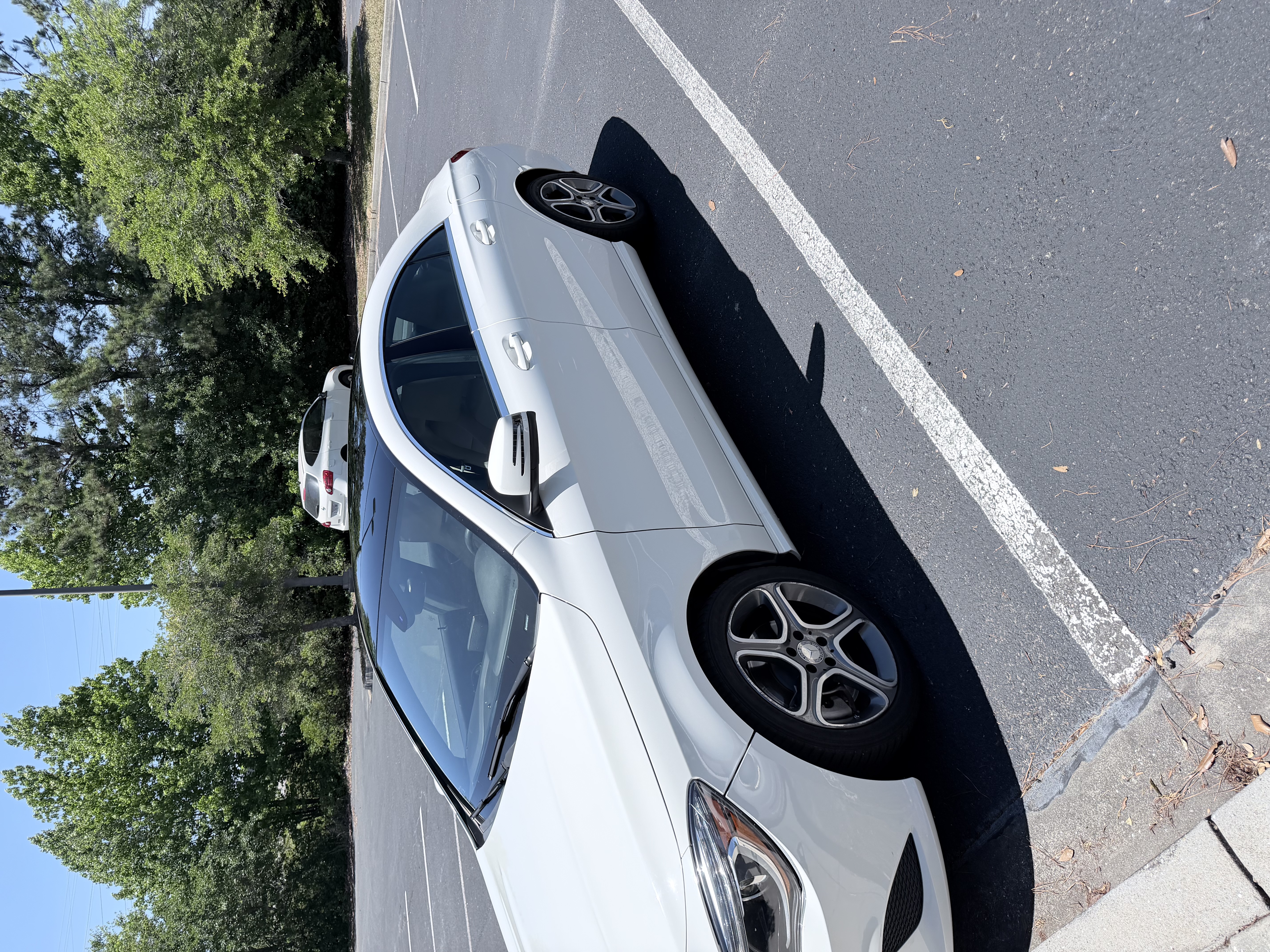 Used 2014 Mercedes-Benz CLA 250 image 8