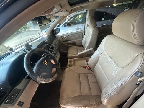 Used 2005 Honda Odyssey EX-L image 16