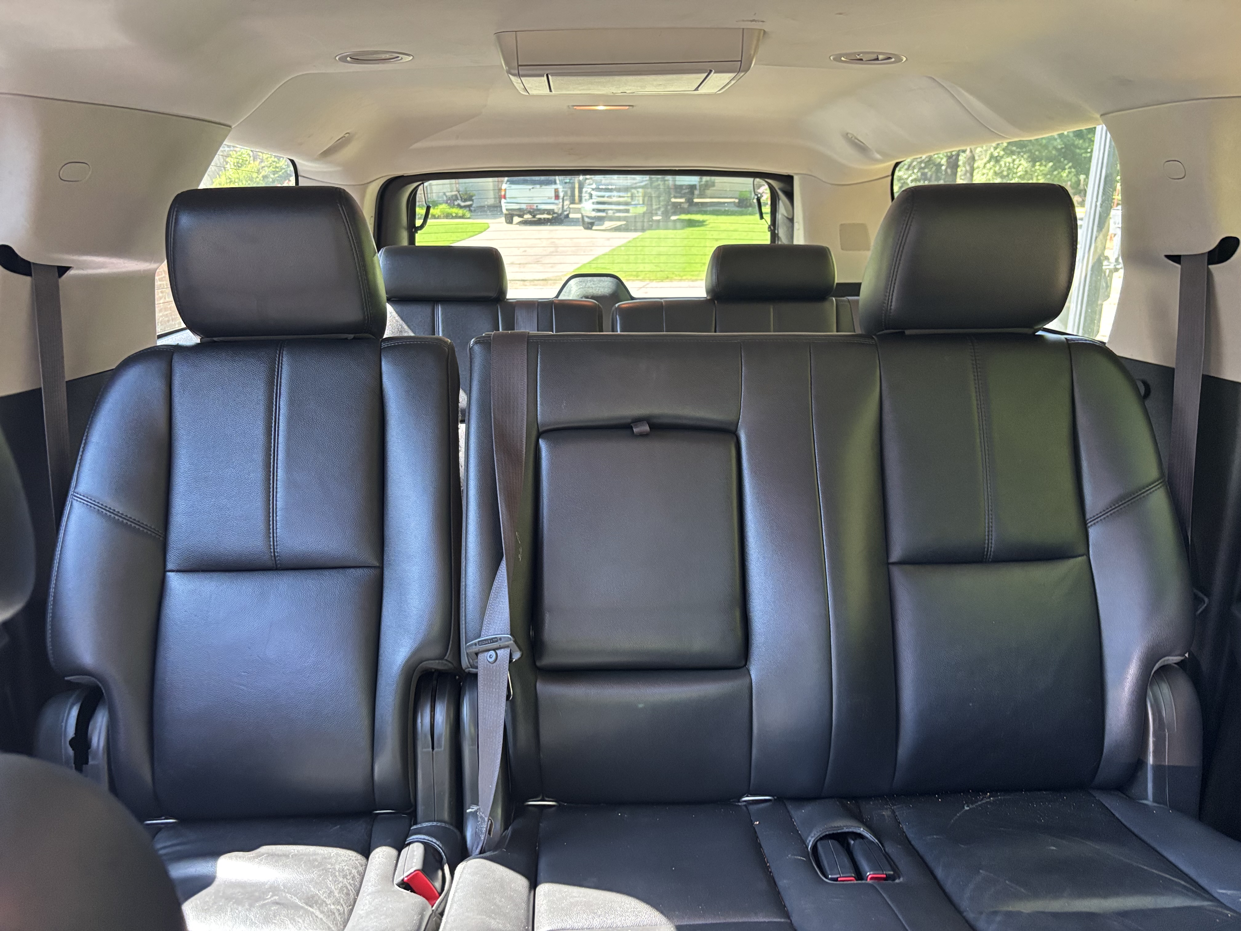 Used 2013 GMC Yukon XL SLT w/ SLT-2 Equipment Package AWD/4WD image 10