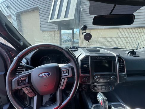 Used 2018 Ford F150 XLT w/ Equipment Group 302A Luxury AWD/4WD image 12