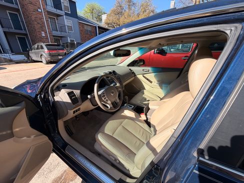 Used 2012 Nissan Altima 2.5 SL w/ 2.5SL Pkg image 6