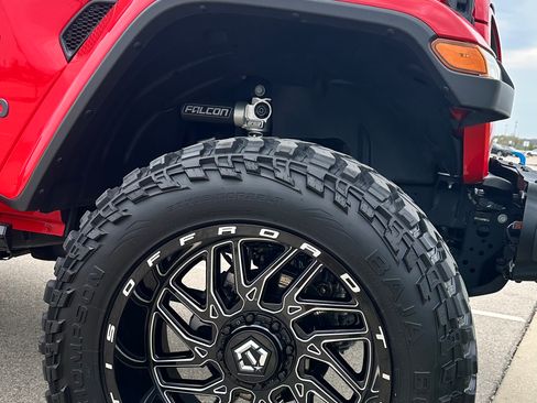 Used 2022 Jeep Wrangler Unlimited Rubicon 4xe w/ Steel Bumper Group image 15