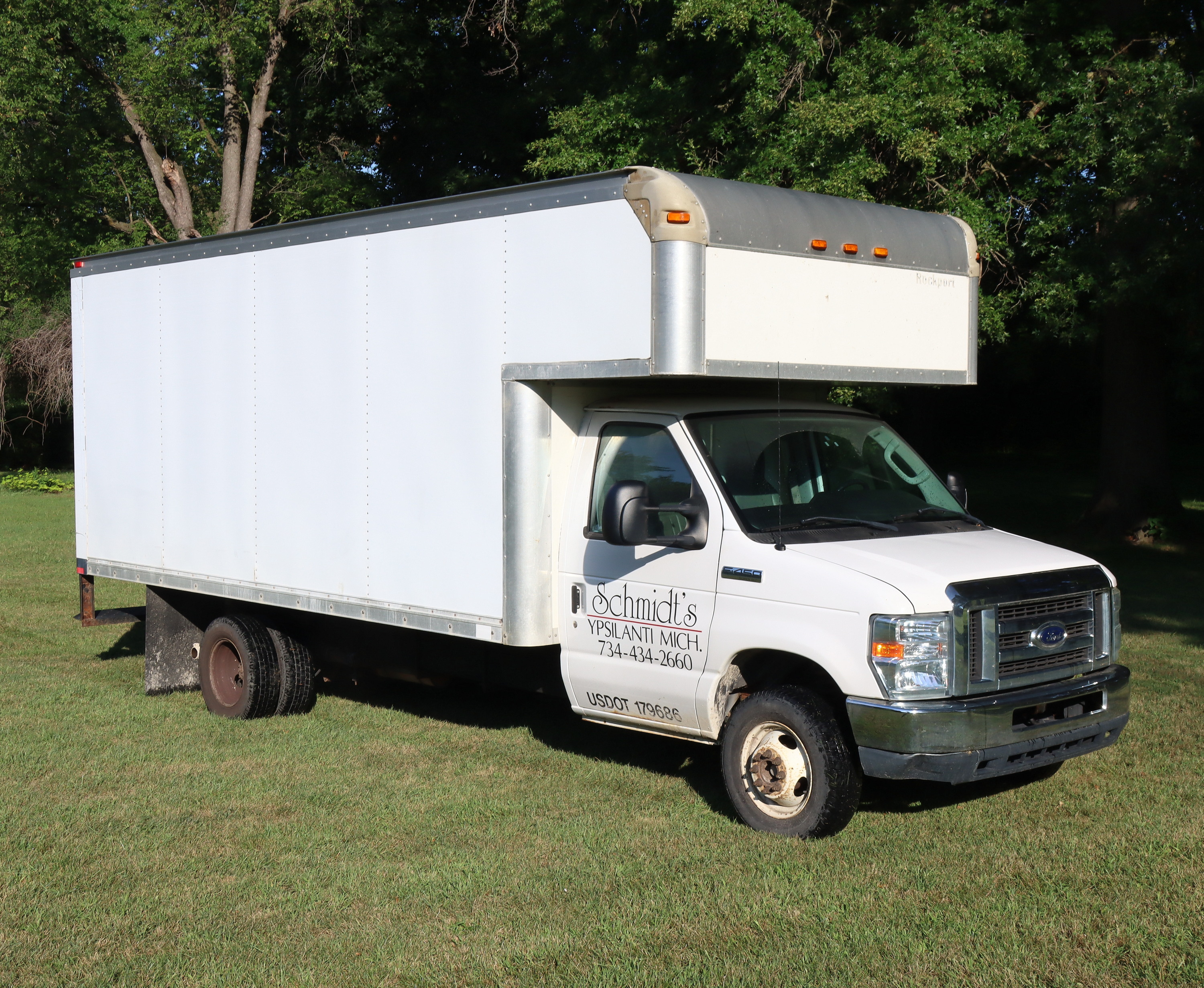 Used 2013 Ford E-450 and Econoline 450 Super Duty RWD image 1