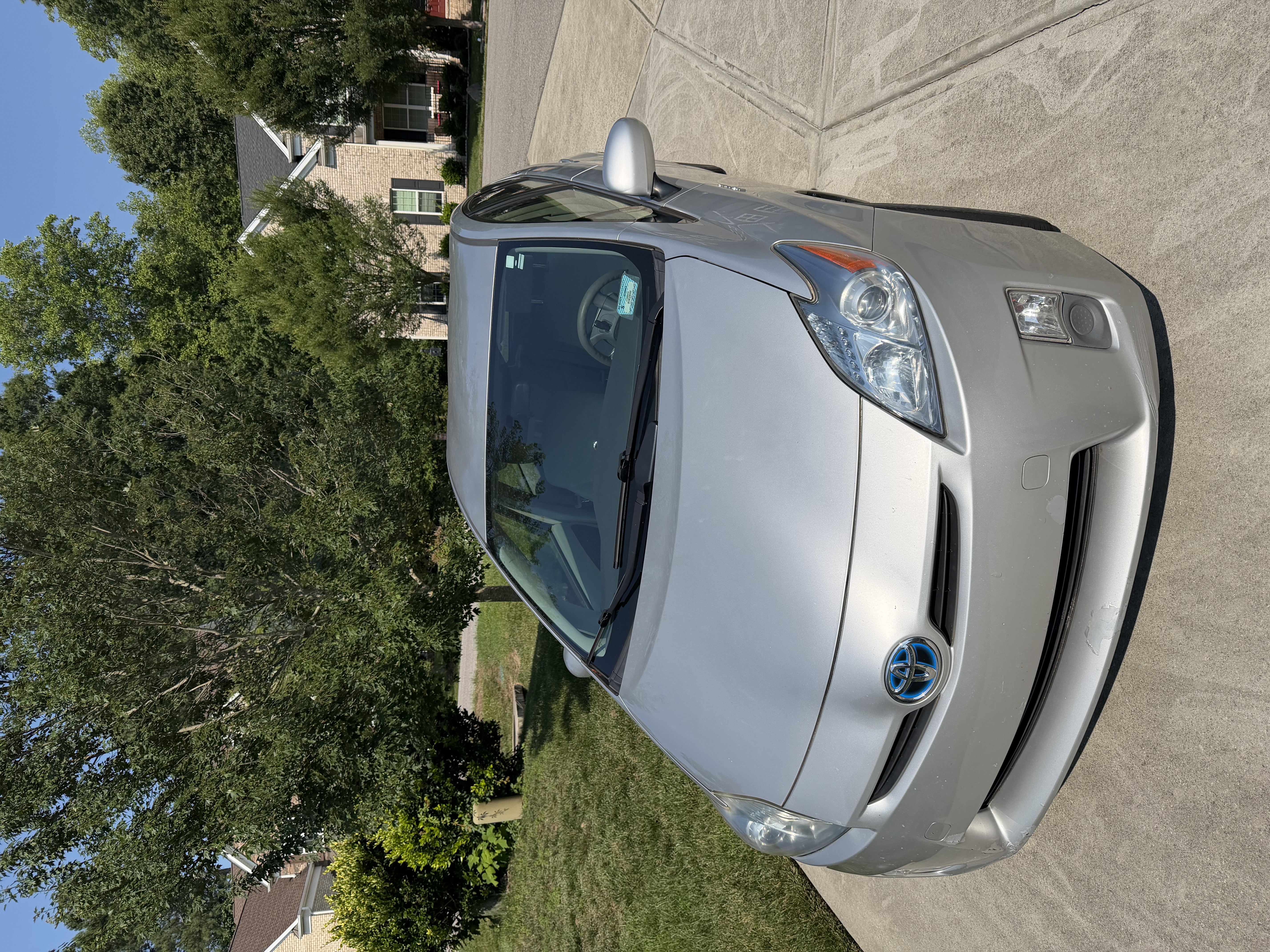 Used 2010 Toyota Prius Five FWD image 1