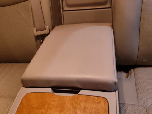 Used 2005 Toyota Avalon Limited image 8