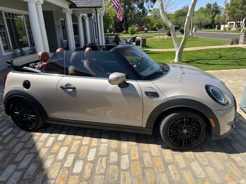 Used 2024 MINI Cooper S image 6