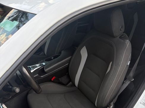 Used 2023 Chevrolet Camaro LT RWD image 11